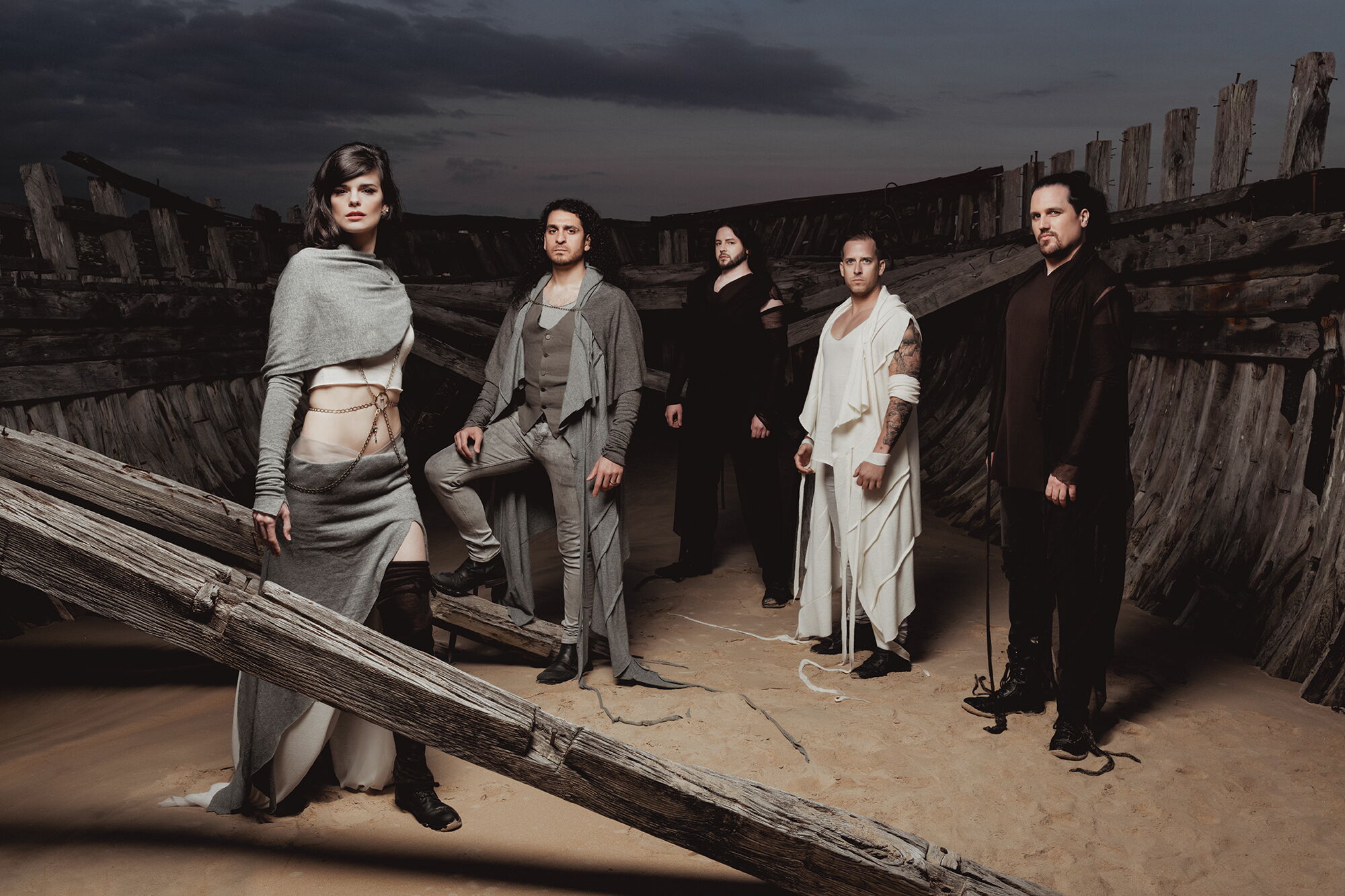 [VISIONS OF ATLANTIS] Nouveau single « Master The Hurricane »