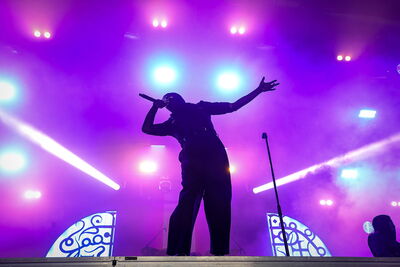 Le chanteur masqué de Gaerea lors de sa prestation au Hellfest 2026 à Clisson.