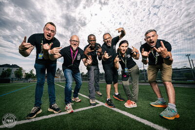 Portrait de l'équipe de photographes du festival Guitare en Scène en 2025.