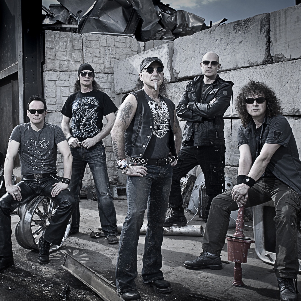 accept-4532.jpg
