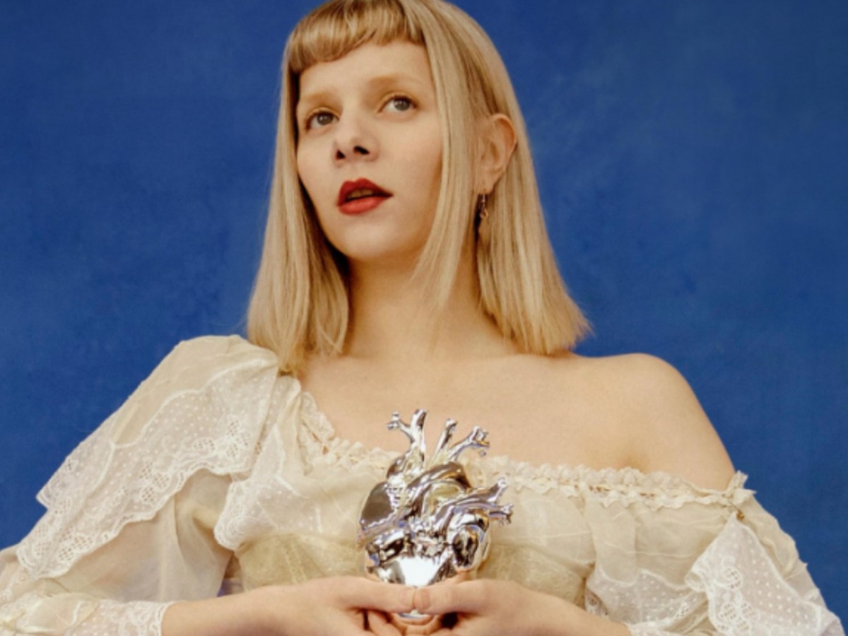 aurora-promo-2.jpg