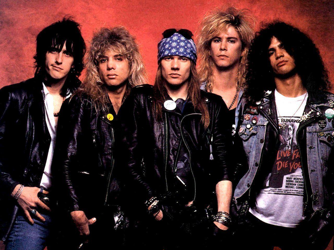 Ob1h96W-guns-and-roses-wallpaper.jpg